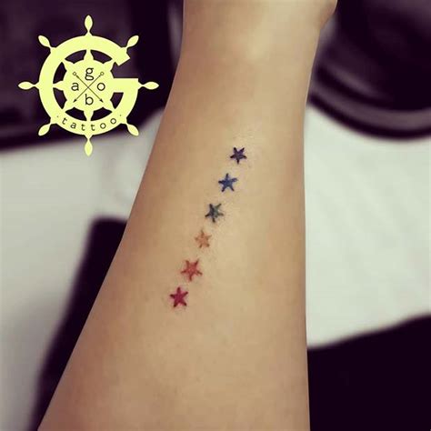 21 Amazing Star Tattoos and Ideas - crazyforus