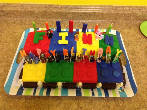 Cool Lego cake idea!! Birthday Candles, Birthday Cake, Lego Cake, Lego ...