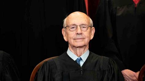 Stephen Breyer profile: Age, height, family, education, net worth ...