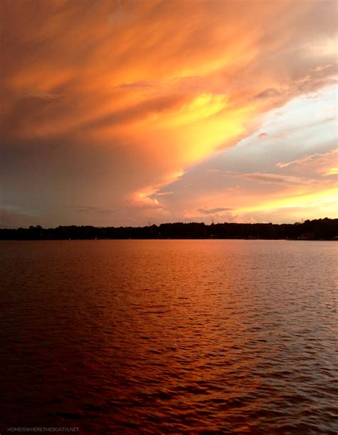 Lake Norman Sunset – Home is Where the Boat Is