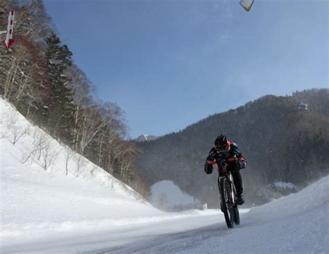 Col de Mikuni 2 - Cyclisme sur neige au Japon