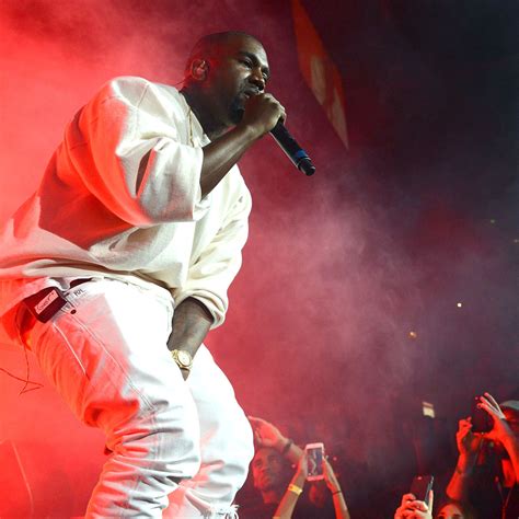 Shorter, Better, Faster, Stronger? Kanye West Tries Minialbums - WSJ