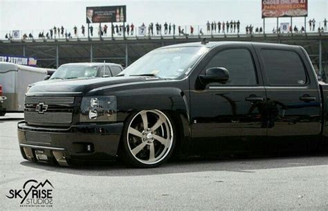 Bagged truck | Dropped trucks, Cars trucks, Bagged trucks