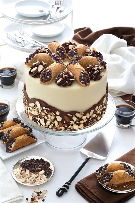 Cannoli Cake - Sprinkle Bakes