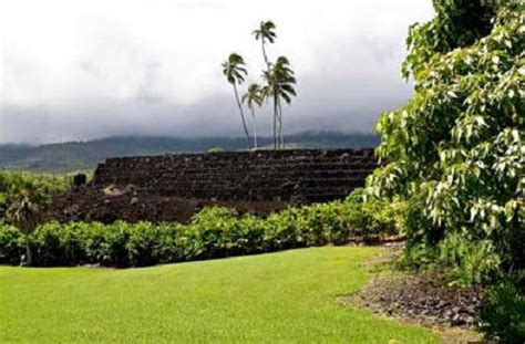 Kahanu Garden – An Awe-Inspiring Botanical and Cultural Site in Maui ...