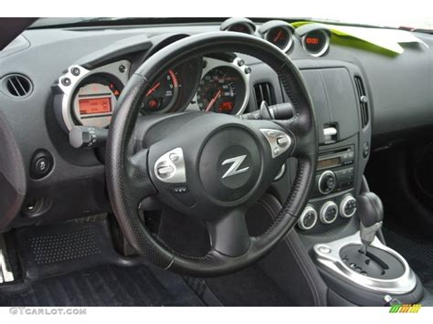 2011 Nissan 370Z Coupe Dashboard Photos | GTCarLot.com