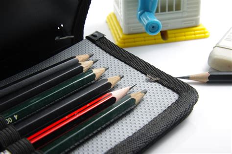 Best Graphite Pencils for Sketching and Drawing