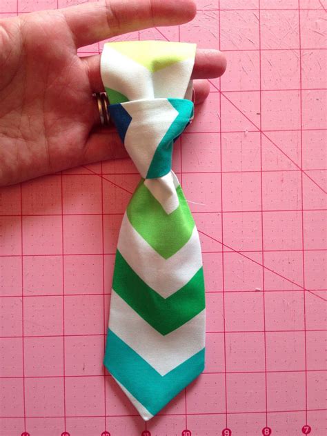 20 Minute Crafter {How to Make a Little Boy Tie} + {Simple, Easy ...