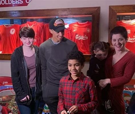 Trent Alexander-Arnold Family – newstempo