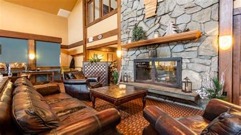 Black Bear Lodge | Hotels Lodging | Stratton Vermont