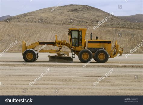 Road Grader At Work Stock Photo 14458051 : Shutterstock