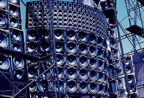 Amazing Vintage Photos Of The Grateful Dead’s Wall Of Sound, 1974 Stage ...