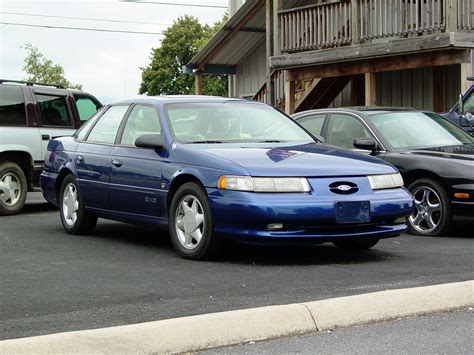 File:Ford Taurus SHO (second-gen).jpg - Wikipedia