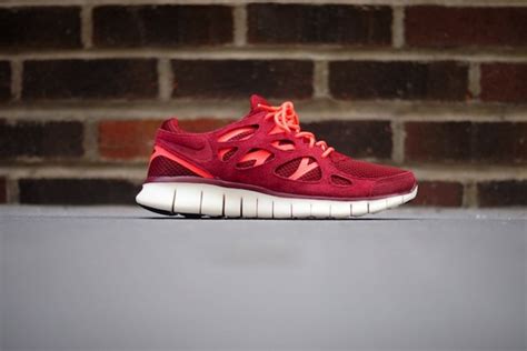 Nike Free Run 2.0 "Team Red" - Now Available- SneakerFiles