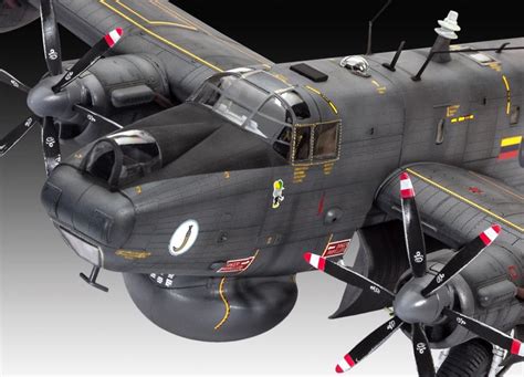 Scalehobbyist.com: Avro Shackleton Mk.2 AEW by Revell of Germany