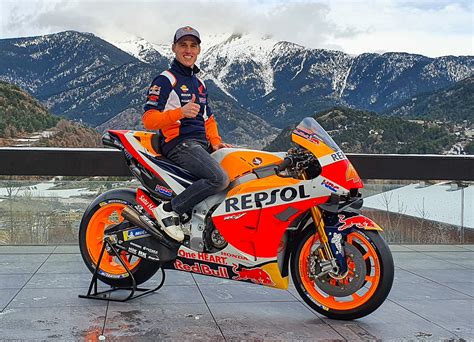 MotoGP: Pol Espargaro meets his Honda RC213V - BikesRepublic.com