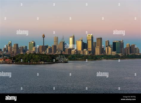 Sydney, Australia--February 15, 2016. Photo of the Sydney skyline shortly after sunrise Stock ...