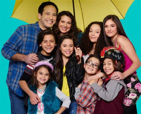 Who plays Harley in Stuck in the Middle? - Jenna Ortega: 21 facts about the... - PopBuzz