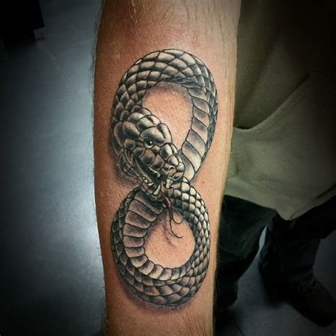 60+ Mythical Ouroboros Tattoo Ideas – What Goes Around Comes Around