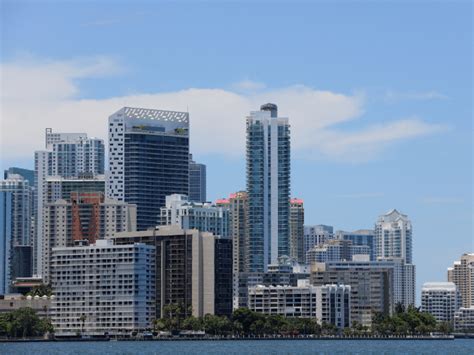 The Best Neighborhoods in Miami to Move to - UNITS Moving and Portable ...