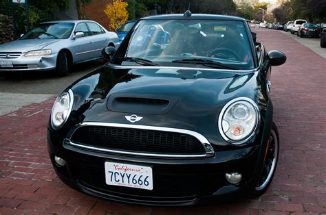 FS:: 2009 Mini Cooper S Convertible Black/Black - North American Motoring