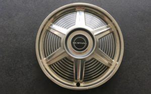 1966 or 1965 mustang hubcaps, what's the difference?