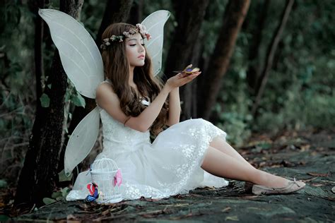 Woman Wearing Fairy Costume · Free Stock Photo