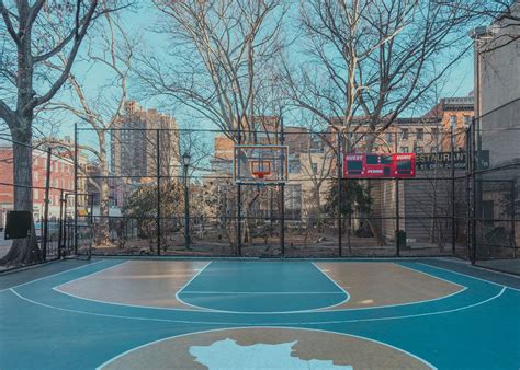 NEW YORK BASKETBALL COURTS by Ludwig Favre | New york basketball ...