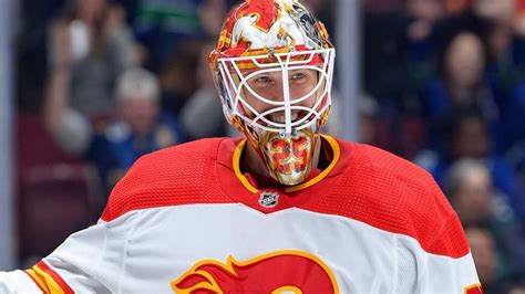 Flames trade goalie Jacob Markstrom to Devils for 1st-round pick ...