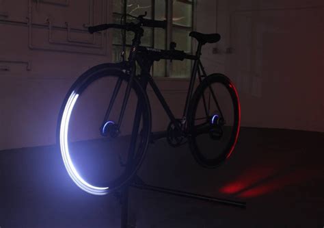 RevoLights Skyline - Bicycle Lighting System | The Green Head