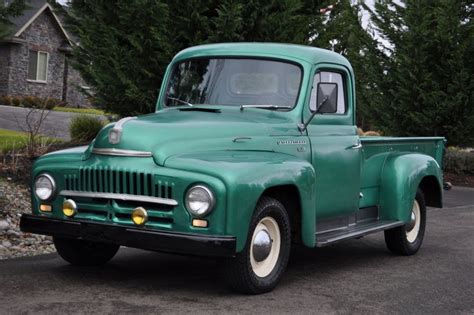 1950 International Harvester L110 - Blue Oval Ranch Inc. | International truck, Vintage pickup ...