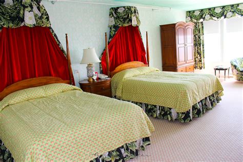 Stunning Rooms and Suites at Grand Hotel on Mackinac Island - Annie ...