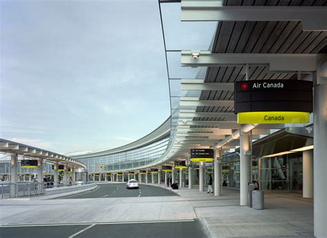 Toronto Pearson International Airport New Terminal Development - Adamson and AAI