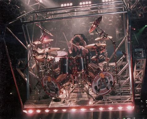 Tommy Lee Drums Wallpaper