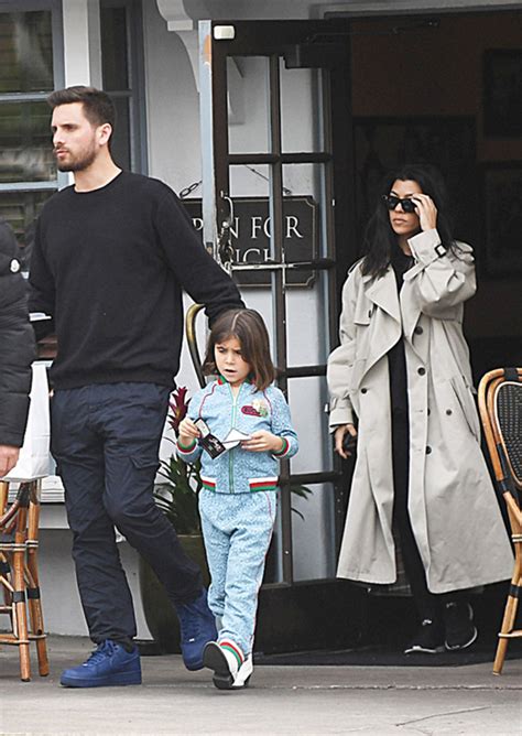 Kourtney Kardashian & Scott Disick’s Cutest Photos Together: See Pics – Hollywood Life