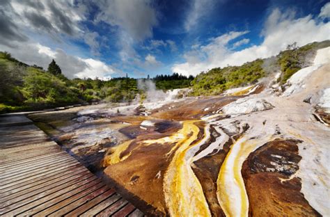 Orakei Korako Cave and Thermal Park - arguably NZ's most spectacular thermal area - QEEQ Blog