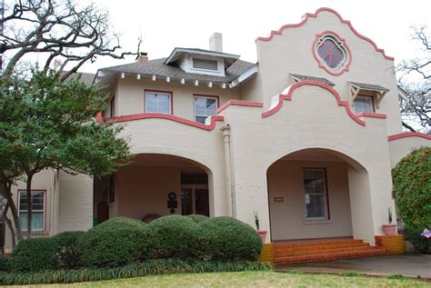 BLUE SKY AHEAD: Denton, Texas: Historic District