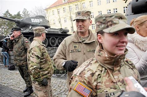 US troops arrive in Poland, boosting NATO defense in Eastern Europe - CSMonitor.com