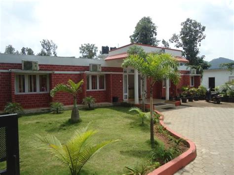 VIHAR HOLIDAY INN RESORT ARAKU - Updated 2021 Prices, Specialty Inn ...