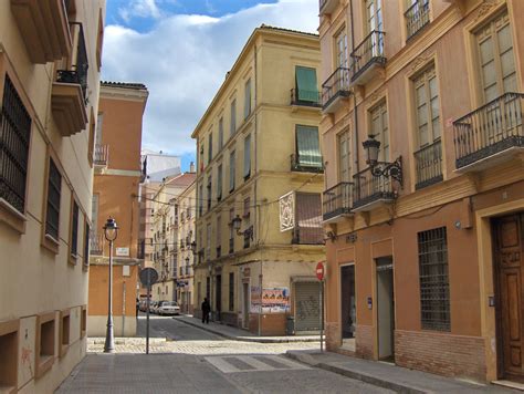 File:Calle Montalbán Málaga.jpg - Wikimedia Commons