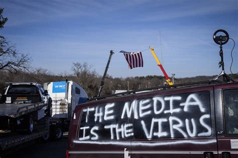 Reporter Surrounded, Heckled for 'Fake News' as Trucker Convoy Nears D ...