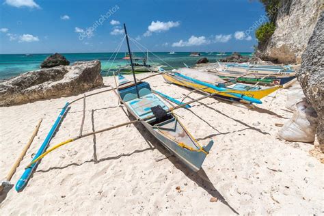 Traditional Philippines fisherman boats — Stock Photo © iggy74 #125592386