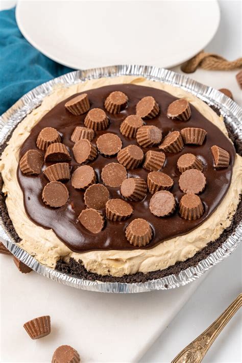 No Bake Chocolate Peanut Butter Pie – Mildly Meandering