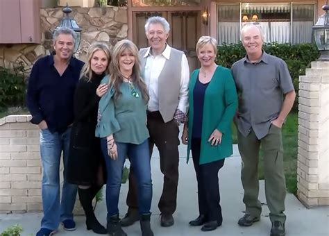 All six Brady kids reunite at their TV home / Boing Boing