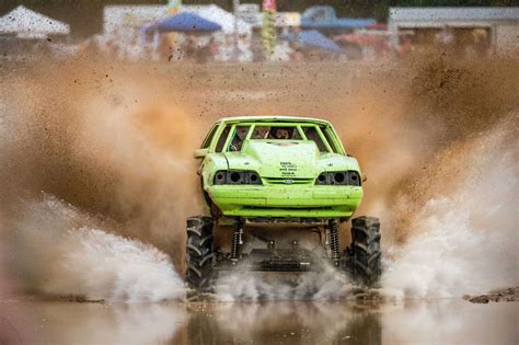 Columbia SC Photographer | Photos: "Reign in Mud" - Bogging in The South