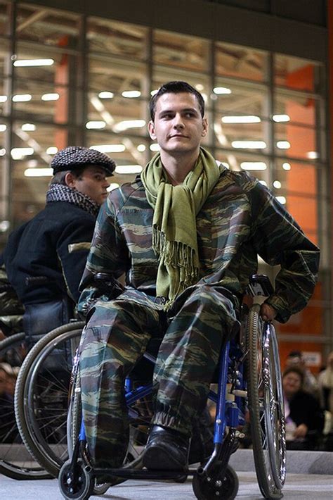 Fashion Show for Disabled People (34 pics)