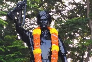 Komaram Bheem Statue - 4 Things to Know Before Visiting | Travalour