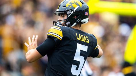 Iowa Football: Assessing the Hawkeyes’ QB options for 2023