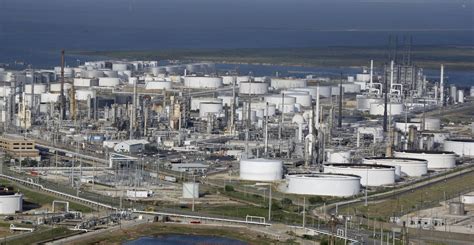 Oil refineries in COVID hotspot of Texas grapple with outbreaks