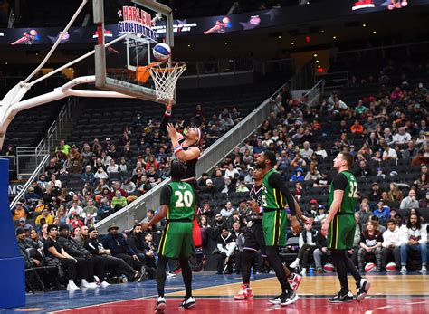 GALLERY: Harlem Globetrotters | Rogers Place